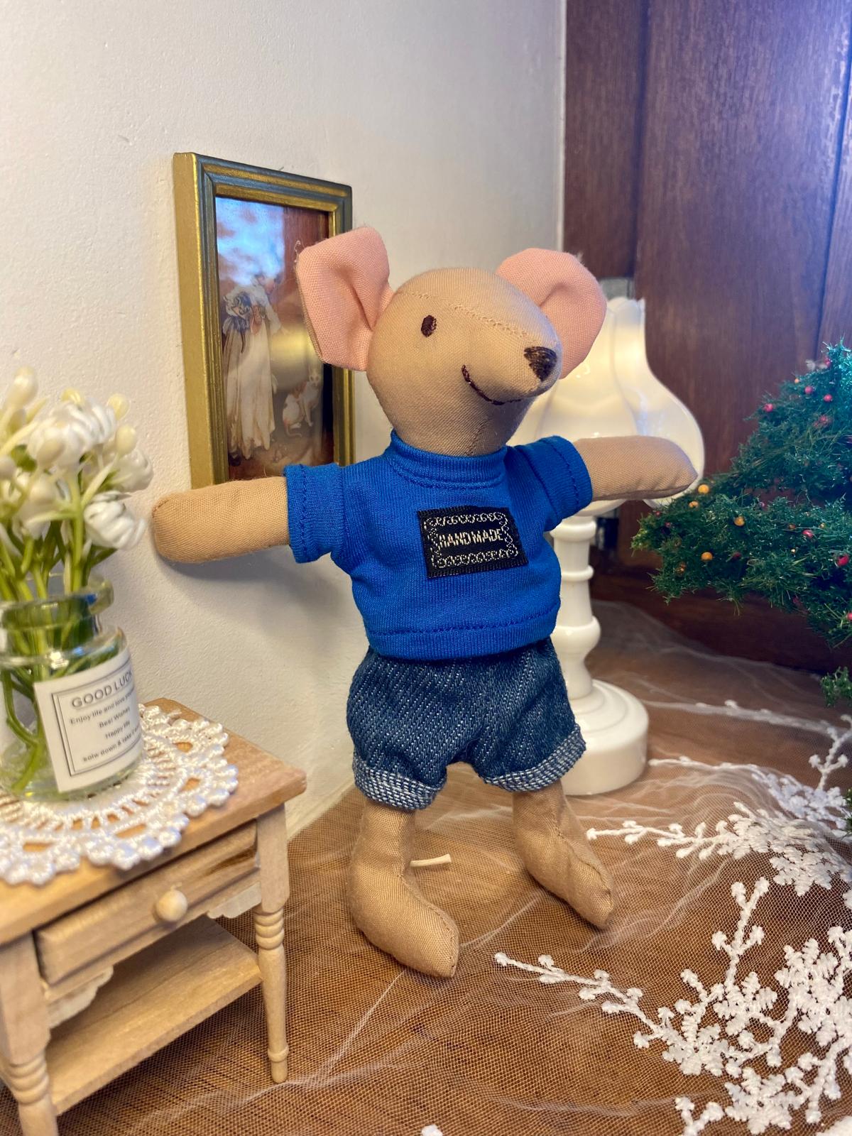 Pelytės Liucietės pusbrolis Lukas – smagusis padūkėlis