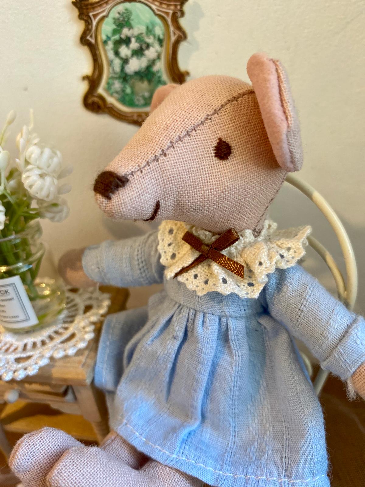 🐭 Pelytė Klaudija – laiko sergėtoja