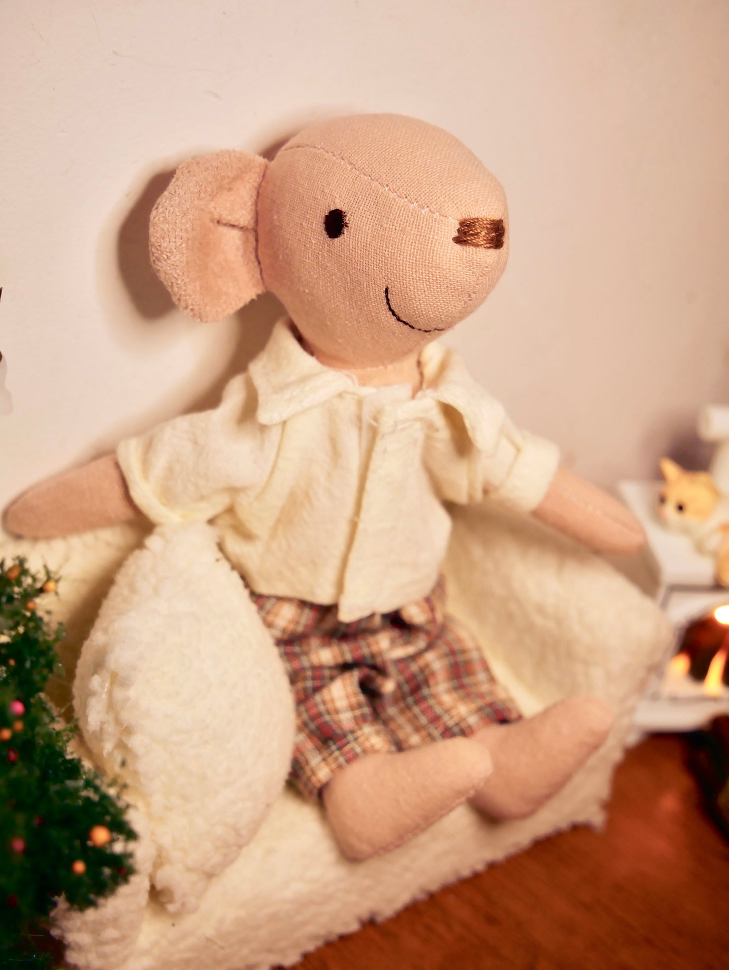 Dėdė Svirnas su geltonais markšiniais