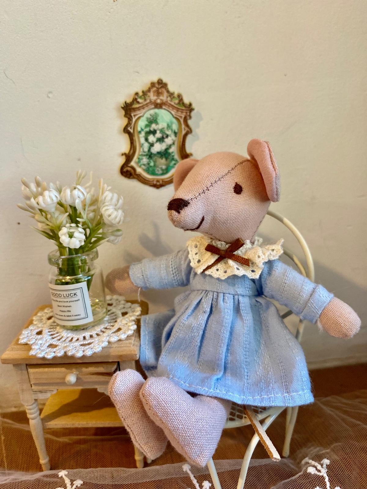 🐭 Pelytė Klaudija – laiko sergėtoja