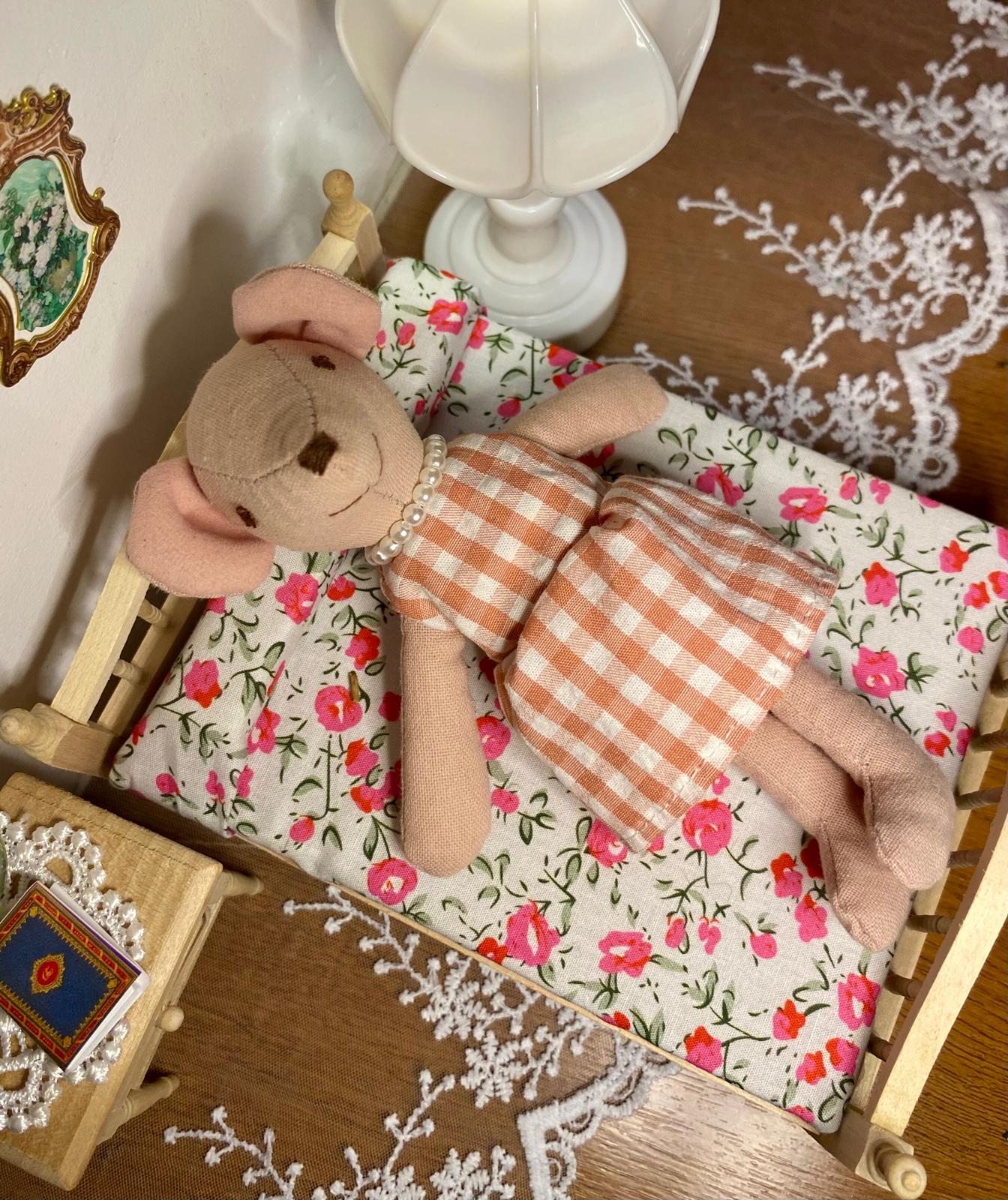 Pelytė Paula – stilingoji Liucietės sesė