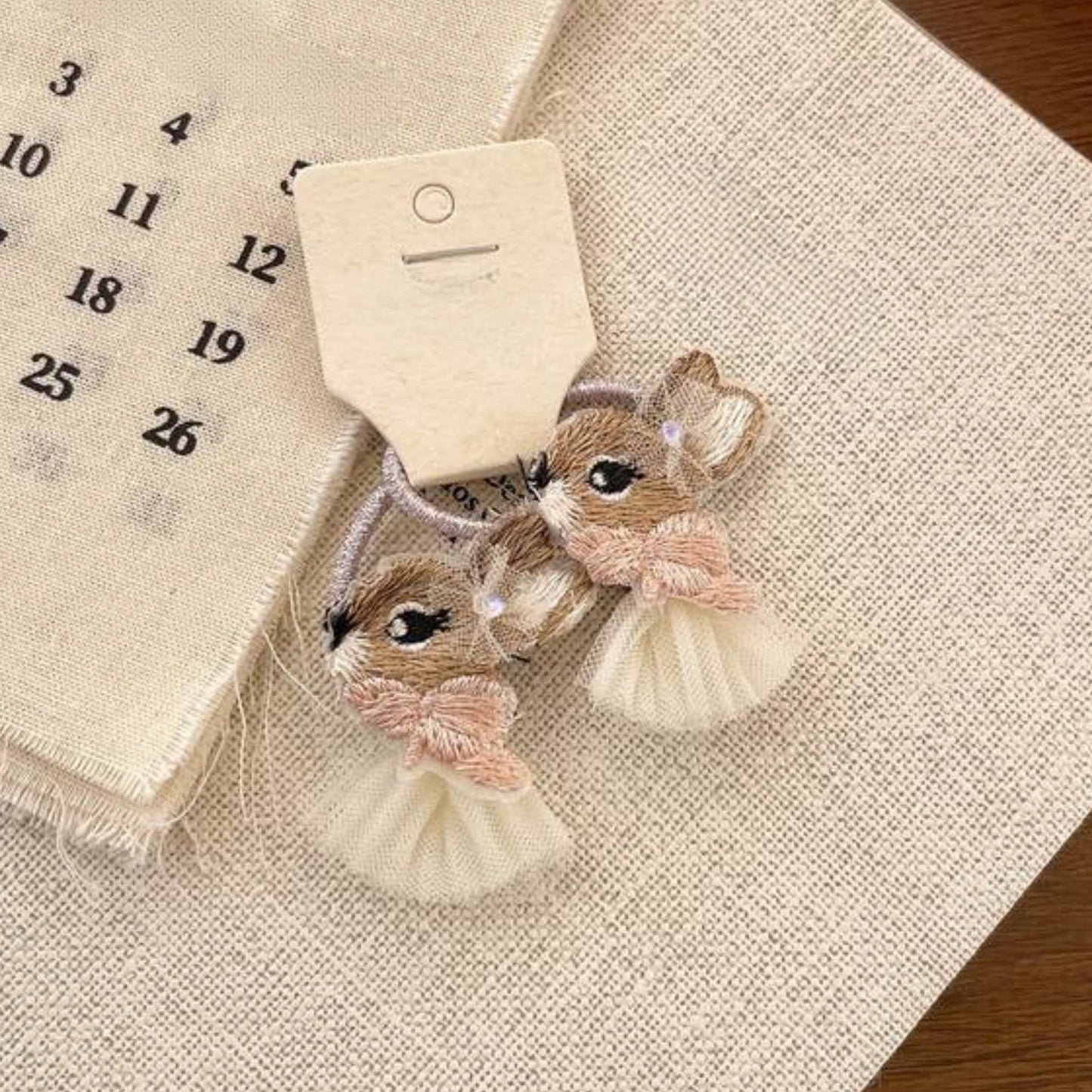 Dvi gumytės "Zuikutė Lilė"